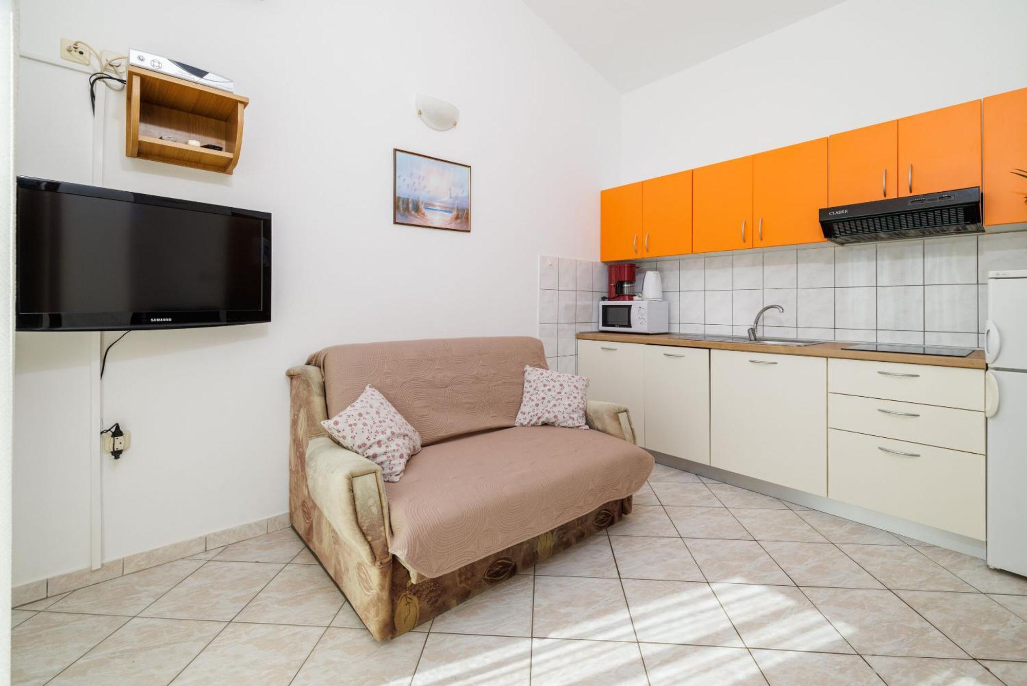 Apartments Marija Mundanije Екстер'єр фото