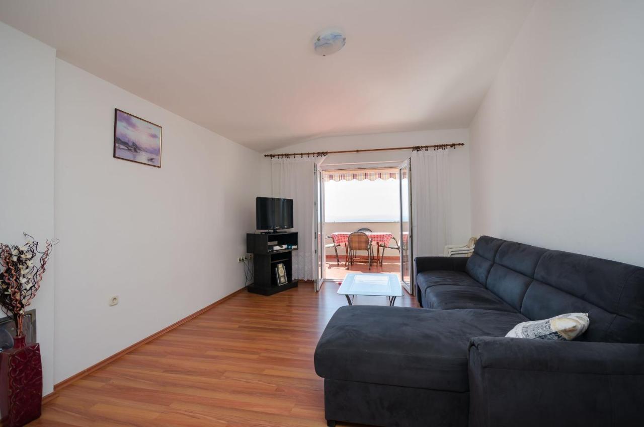 Apartments Marija Mundanije Екстер'єр фото